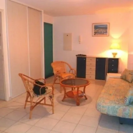 Estella Di Mar Apartment *